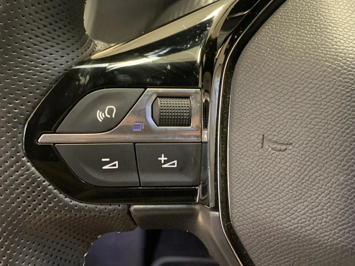 EV GT 50kWh 136pk 3-FASE SOH 99,8% | Alcantara | Navigatie | Elektrisch verstelbaar bestuurdersstoel | Stoelverwarming | Warmtepomp | Achteruitrijcamera | Keyless Entry |