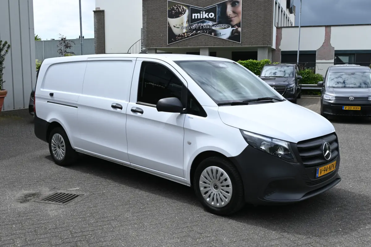 116 CDI L3 Pro MBUX met navigatie, Winterpakket, Etc.