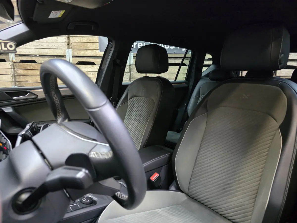1.4 TSI e-Hybrid PHEV Xcellence VCP Navi Camera Clima Cruise 19"LM