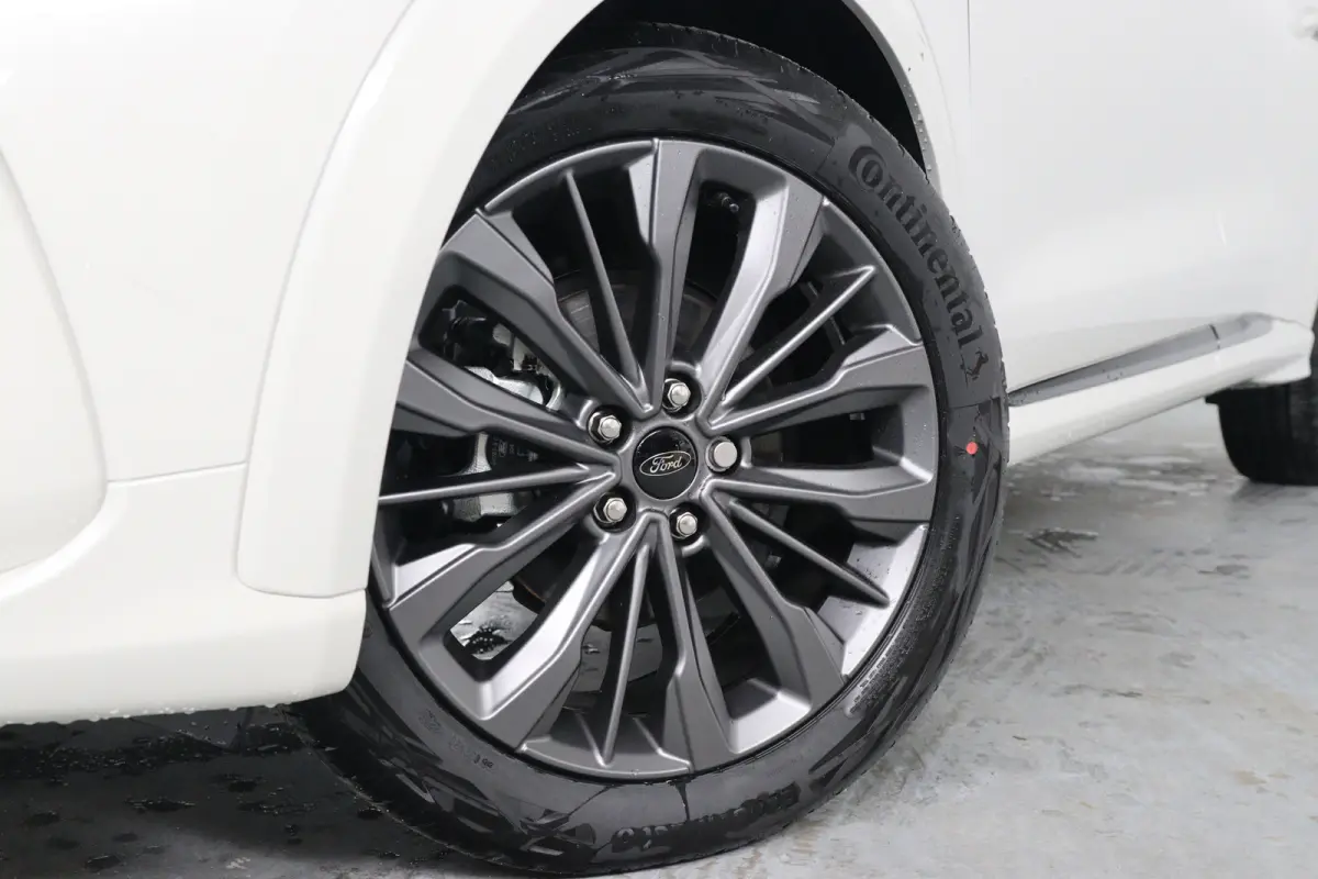 1.0 EcoBoost Automaat Sound Edition | B&O Audio | Adaptieve Cruise Control | 360* Camera | Elektrische Kofferklep | Stoel & Stuurverwarming | Navigatie | Carplay |