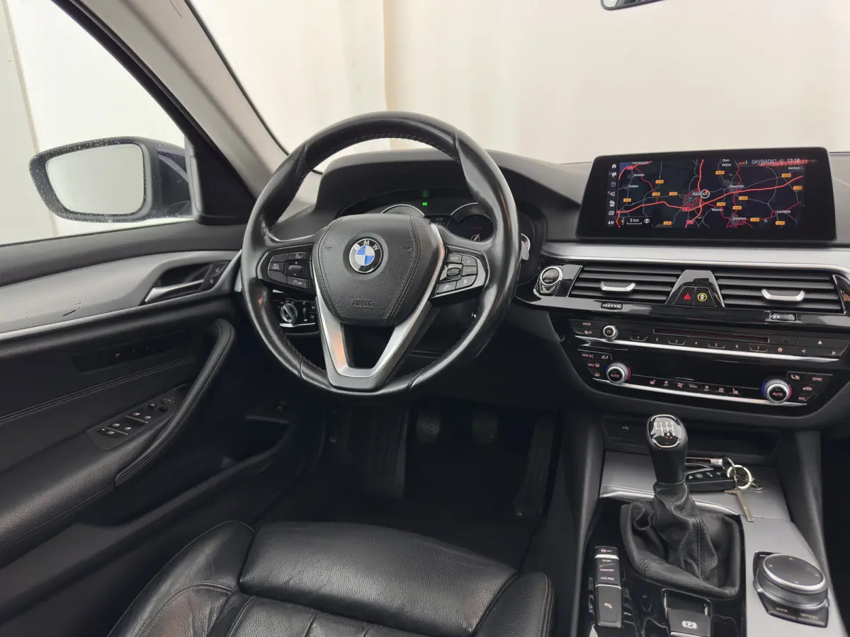 520d High Executive *LEATHER | FULL-LED | MEMORY-PACK | HEATED-COMFORTSEATS | NAVI-FULLMAP | ECC | PDC | CRUISE | KEYLESS | TOWBAR |  20''ALU*