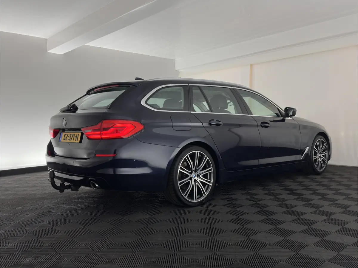520d High Executive *LEATHER | FULL-LED | MEMORY-PACK | HEATED-COMFORTSEATS | NAVI-FULLMAP | ECC | PDC | CRUISE | KEYLESS | TOWBAR |  20''ALU*