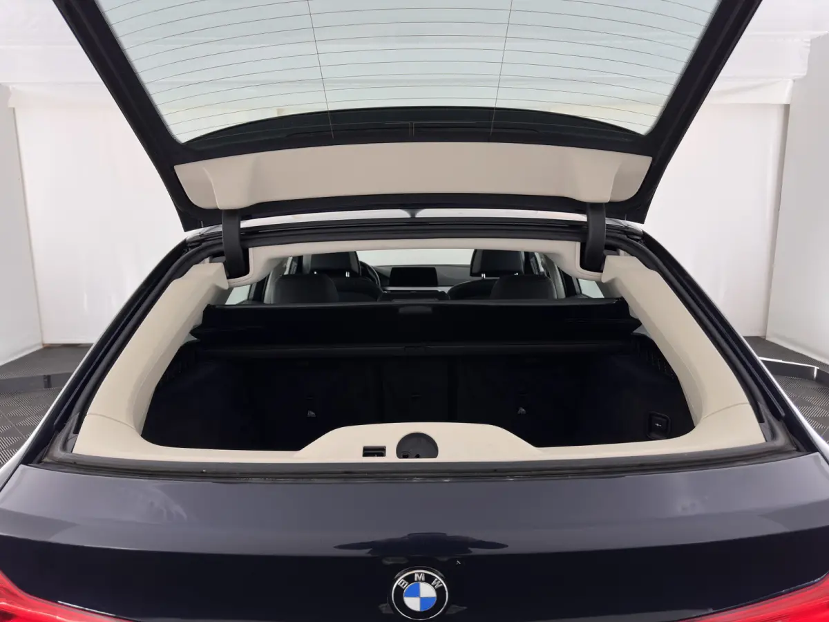 520d High Executive *LEATHER | FULL-LED | MEMORY-PACK | HEATED-COMFORTSEATS | NAVI-FULLMAP | ECC | PDC | CRUISE | KEYLESS | TOWBAR |  20''ALU*
