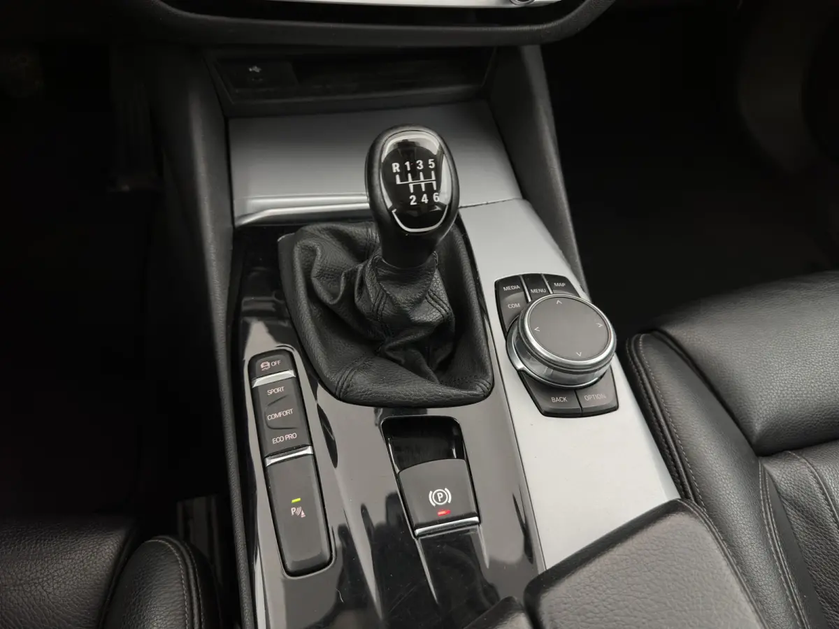 520d High Executive *LEATHER | FULL-LED | MEMORY-PACK | HEATED-COMFORTSEATS | NAVI-FULLMAP | ECC | PDC | CRUISE | KEYLESS | TOWBAR |  20''ALU*