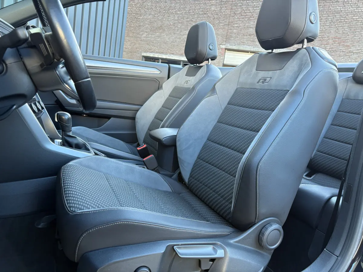1.5 TSI R-Line | Beats | Trekhaak afnb. | Keyless | Camera | 19'' | Prijs Rijklaar!!