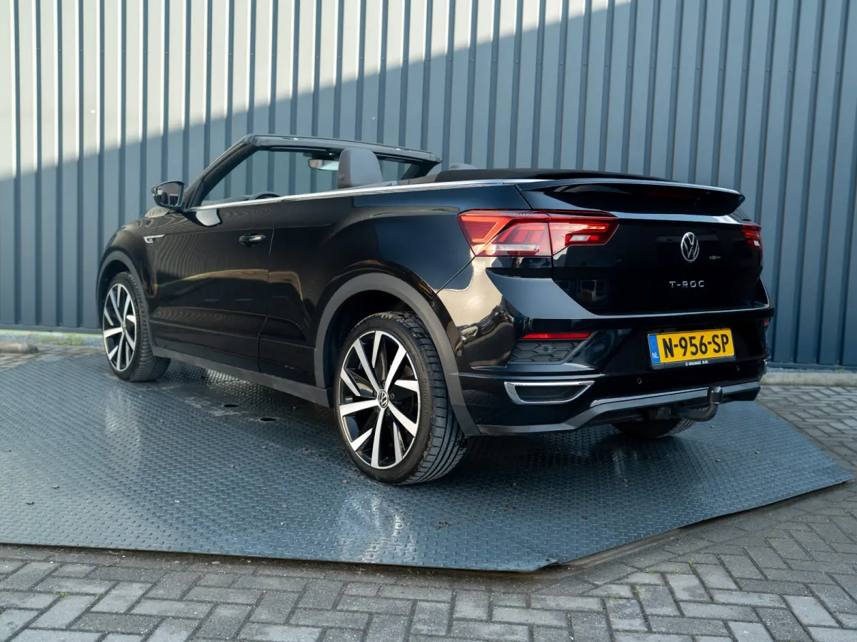1.5 TSI R-Line | Beats | Trekhaak afnb. | Keyless | Camera | 19'' | Prijs Rijklaar!!