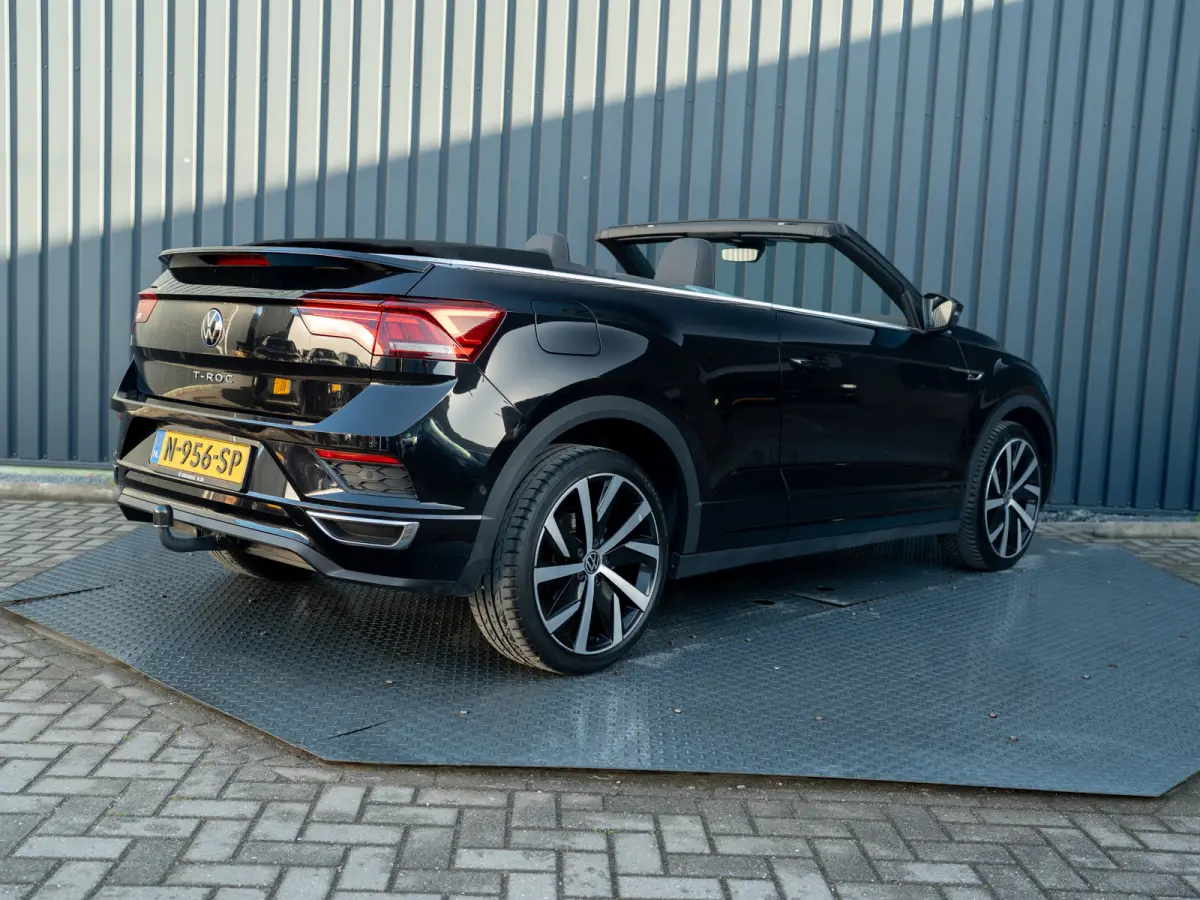1.5 TSI R-Line | Beats | Trekhaak afnb. | Keyless | Camera | 19'' | Prijs Rijklaar!!
