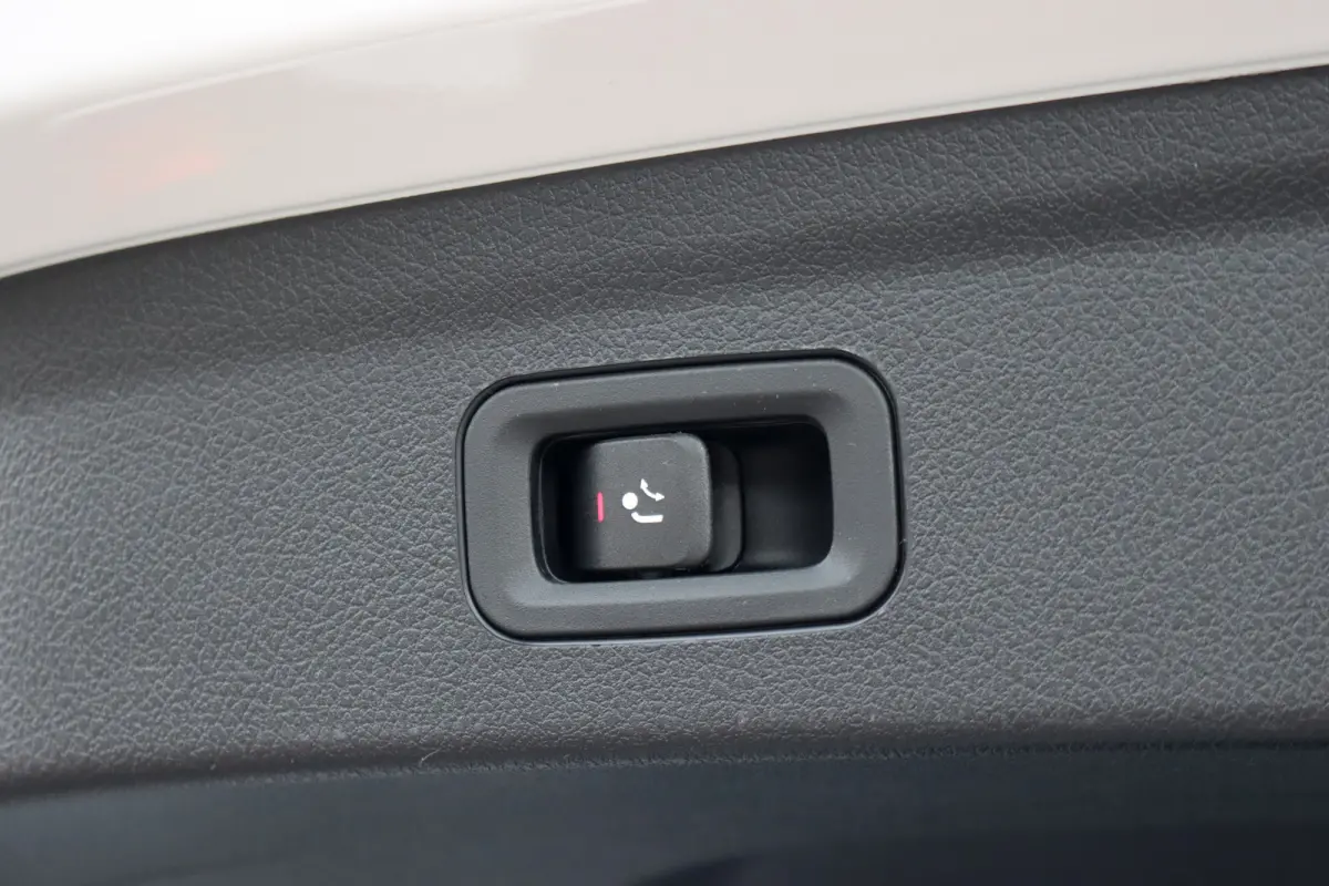 AMG 53 Hybrid 4MATIC+ | Luchtvering | Distronic | Elek. Achterbank | Trekhaak | Burmester | Keyless Go | Augmented Reality | Surround Camera | Memory |