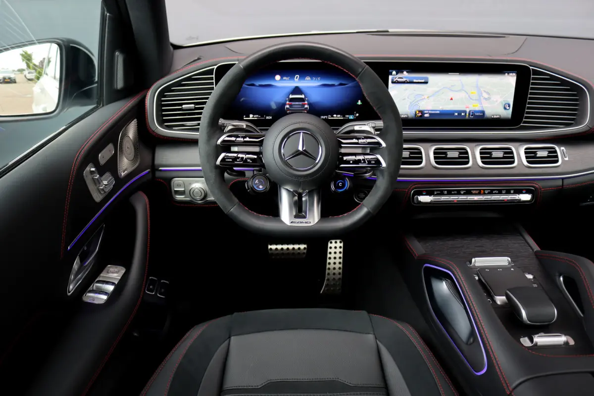 AMG 53 Hybrid 4MATIC+ | Luchtvering | Distronic | Elek. Achterbank | Trekhaak | Burmester | Keyless Go | Augmented Reality | Surround Camera | Memory |