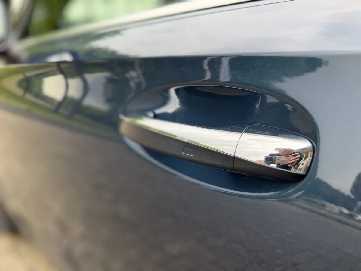 250 e Plug In Hybrid Business Solution Luxury / Keyless / Trekhaak (1.600KG) / Panodak / Camera / Elek. Stoelen /