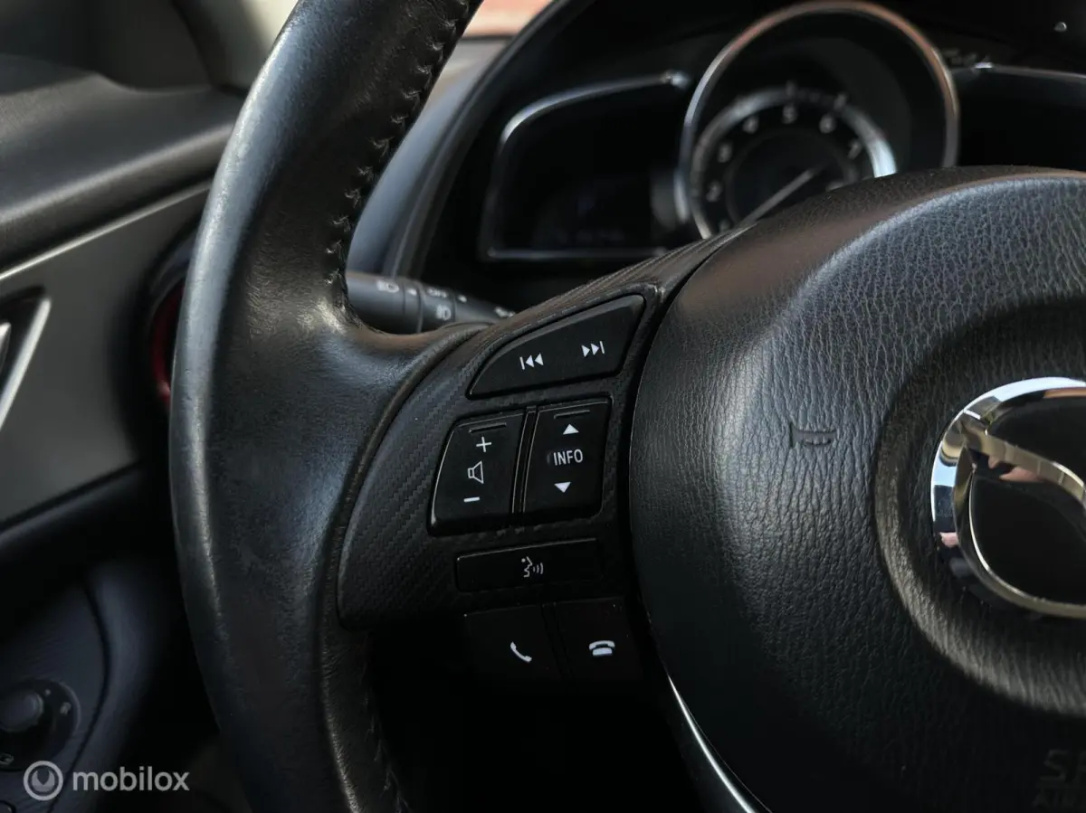 2.0 SkyActiv-G 120 TS+ | Stoelverw. | Camera | HUD | Leer | Afneembare trekhaak