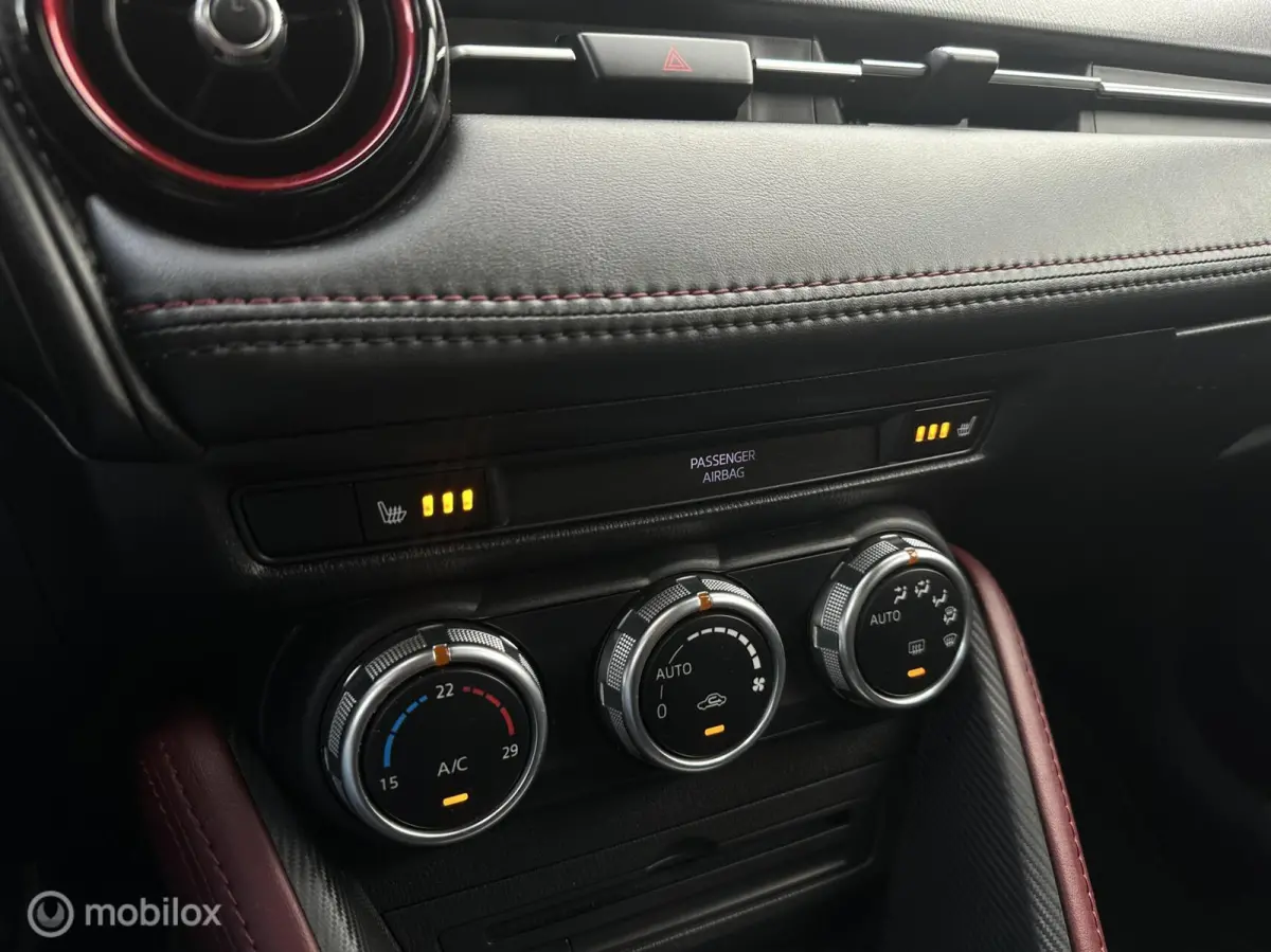 2.0 SkyActiv-G 120 TS+ | Stoelverw. | Camera | HUD | Leer | Afneembare trekhaak