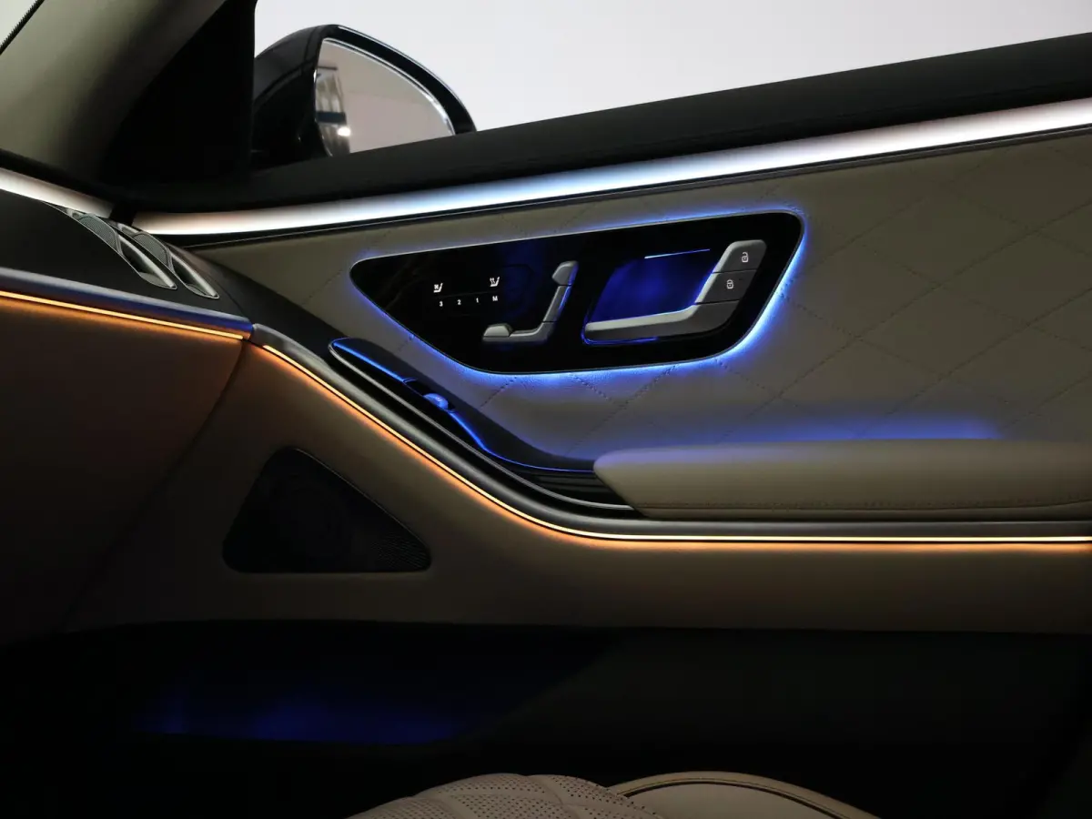 350d LANG AMG-LINE 286 PK + BUSINESS CLASS PAKKET | MASSAGE V+A | 3D DISPLAY | BURMESTER | SOFT-CLOSE | PANORAMA | LASER LIGHT