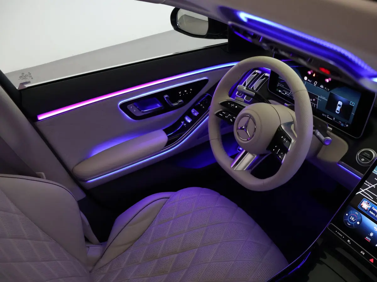 350d LANG AMG-LINE 286 PK + BUSINESS CLASS PAKKET | MASSAGE V+A | 3D DISPLAY | BURMESTER | SOFT-CLOSE | PANORAMA | LASER LIGHT