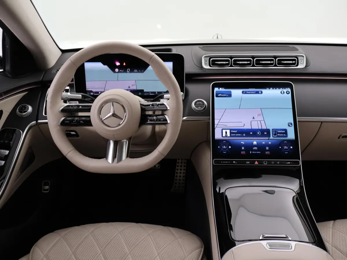 350d LANG AMG-LINE 286 PK + BUSINESS CLASS PAKKET | MASSAGE V+A | 3D DISPLAY | BURMESTER | SOFT-CLOSE | PANORAMA | LASER LIGHT