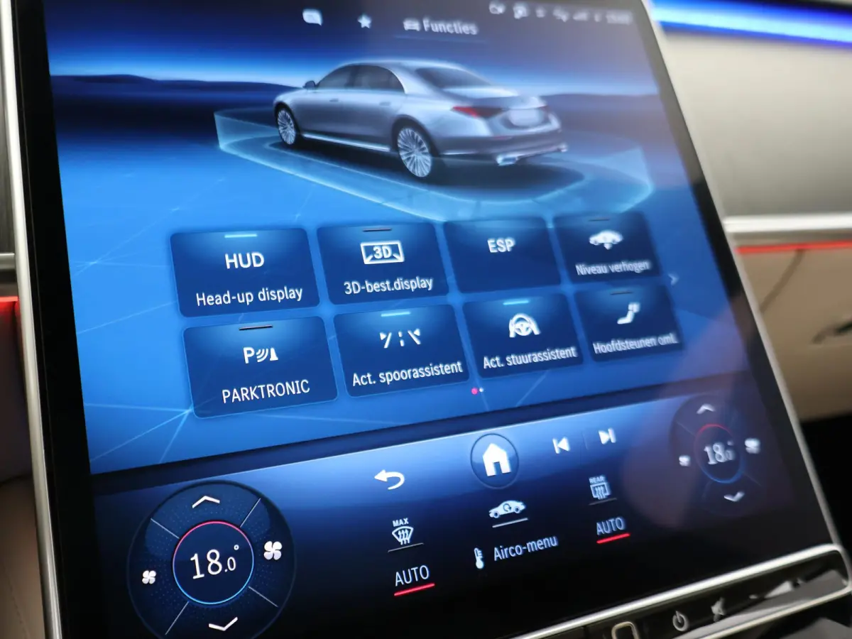 350d LANG AMG-LINE 286 PK + BUSINESS CLASS PAKKET | MASSAGE V+A | 3D DISPLAY | BURMESTER | SOFT-CLOSE | PANORAMA | LASER LIGHT