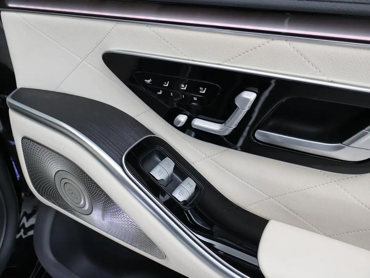 350d LANG AMG-LINE 286 PK + BUSINESS CLASS PAKKET | MASSAGE V+A | 3D DISPLAY | BURMESTER | SOFT-CLOSE | PANORAMA | LASER LIGHT