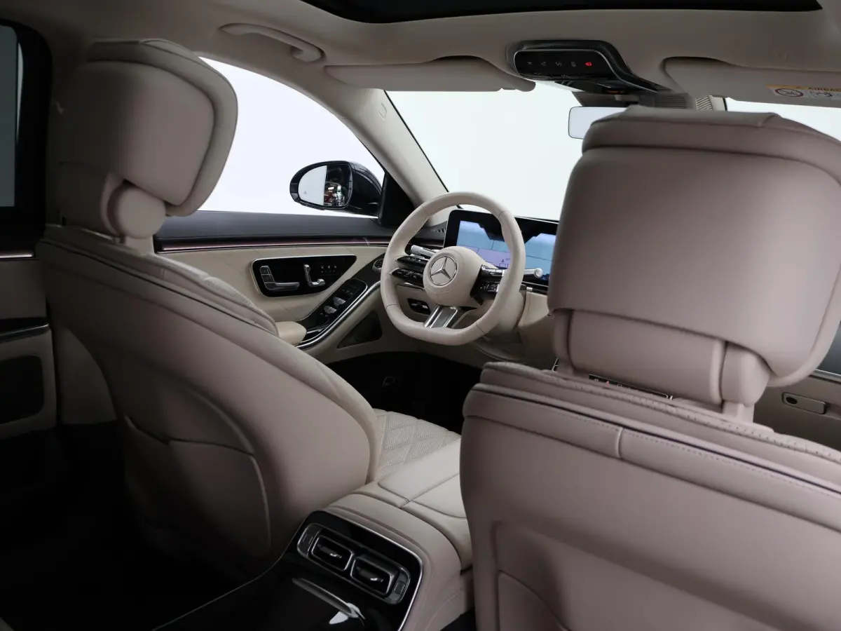 350d LANG AMG-LINE 286 PK + BUSINESS CLASS PAKKET | MASSAGE V+A | 3D DISPLAY | BURMESTER | SOFT-CLOSE | PANORAMA | LASER LIGHT