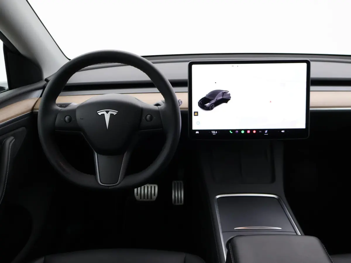 534 PK PERFORMANCE SOH 93% + 75 KWH + AUTOPILOT | PANORAMA | 21 INCH