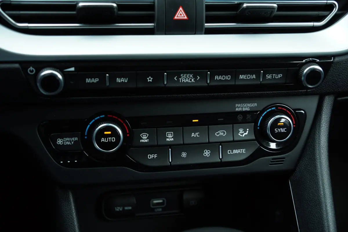 1.6 GDi Hybrid DynamicLine 2021 Automaat Airco Clima Carplay Android Connect Adaptive cruise control Camera
