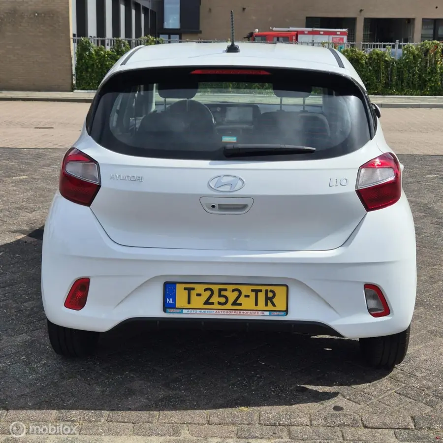 1.0 NAV/ Camera 5 deurs