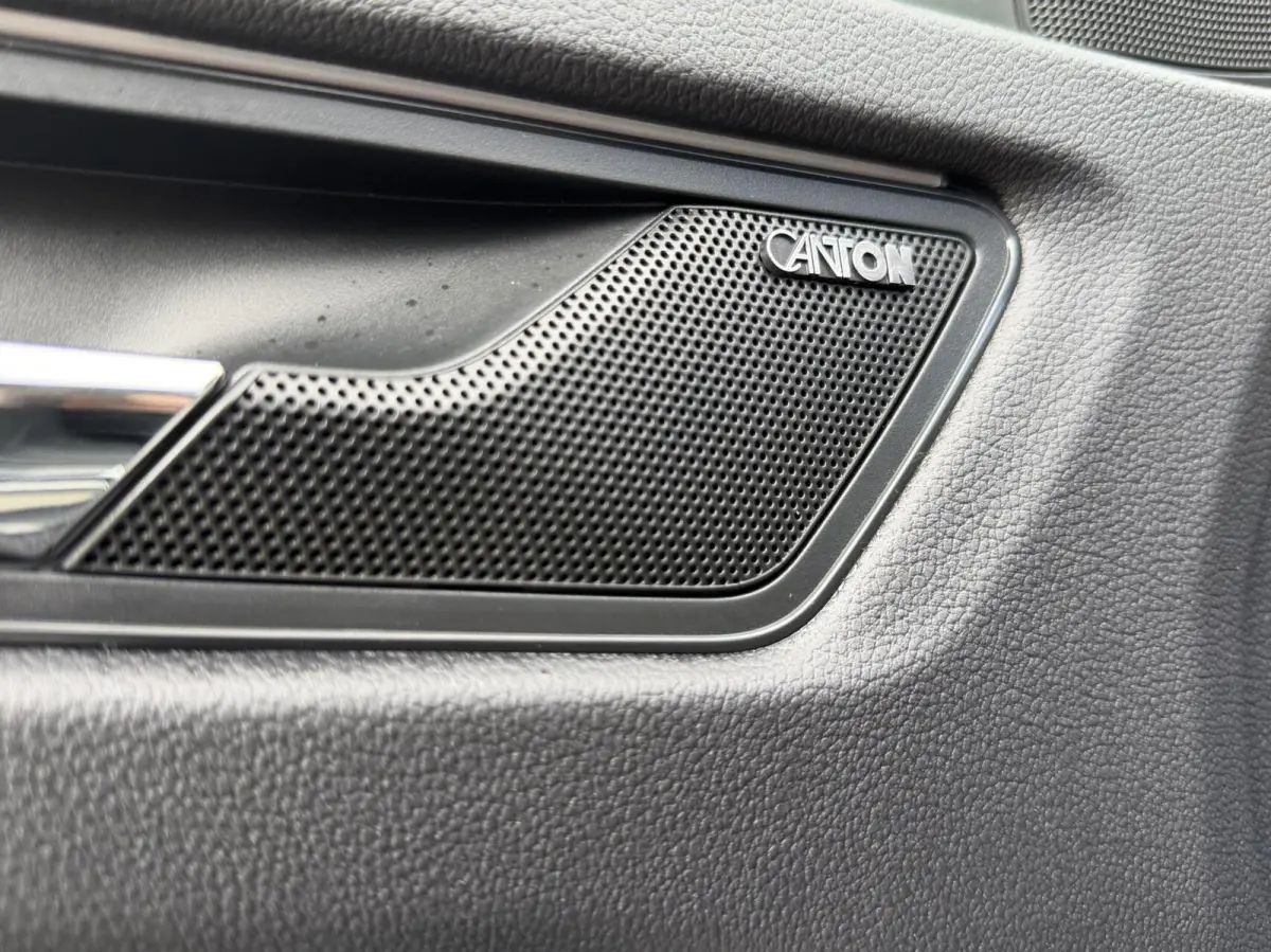 1.5 TSI Sportline Business Automaat | Panoramadak | Cruise control adaptief | Dode hoek detectie | Navigatiesysteem grootscherm | LED verlichting | Elektrische achterklep | Achteruitrijcamer