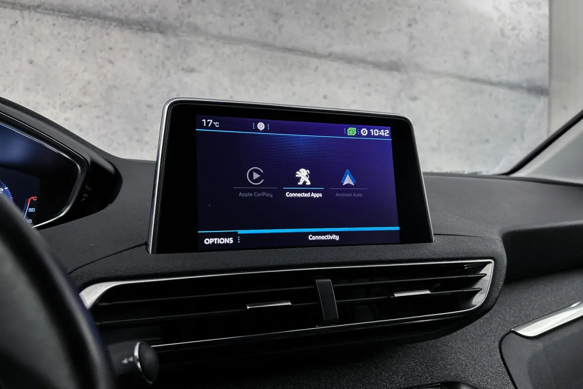 1.2 PureTech Blue Lease Premium | Camera | Afneembare trekhaak | Apple Carplay | Cruise control
