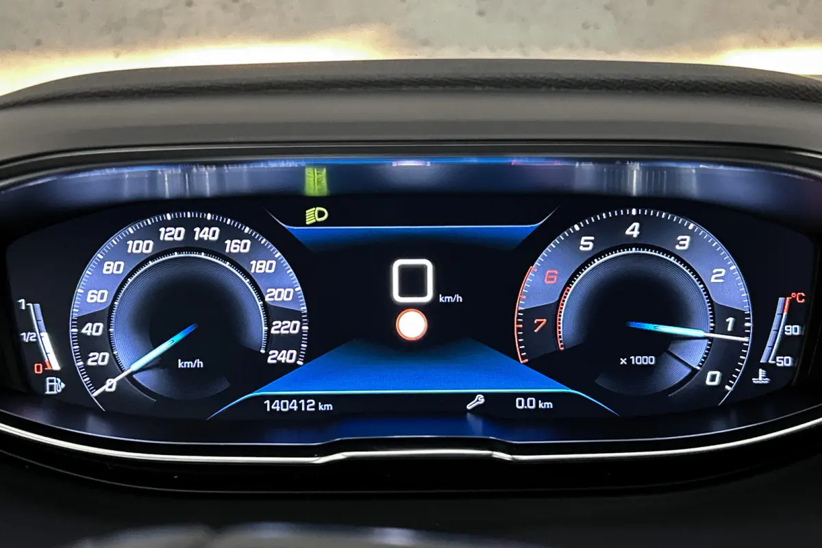 1.2 PureTech Blue Lease Premium | Camera | Afneembare trekhaak | Apple Carplay | Cruise control