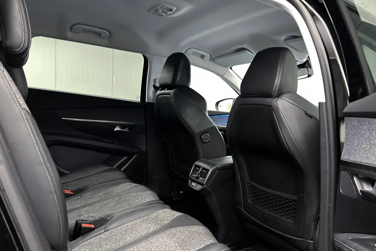 1.2 PureTech Blue Lease Premium | Camera | Afneembare trekhaak | Apple Carplay | Cruise control