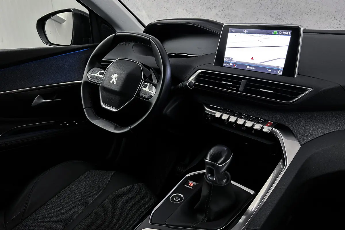 1.2 PureTech Blue Lease Premium | Camera | Afneembare trekhaak | Apple Carplay | Cruise control