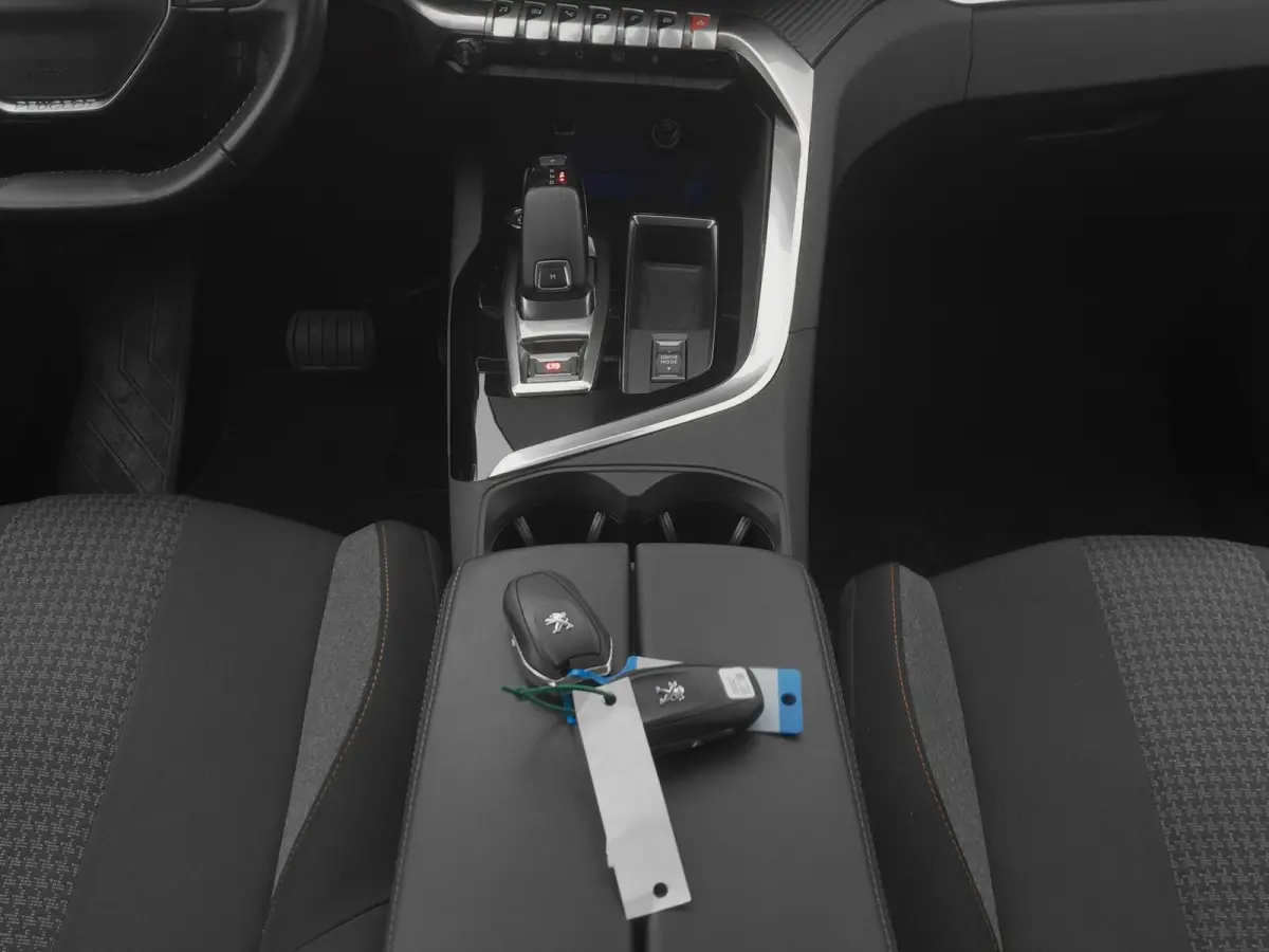 1.2 PureTech 130 PK Automaat Active 7-Pers. | CAMERA | CARPLAY