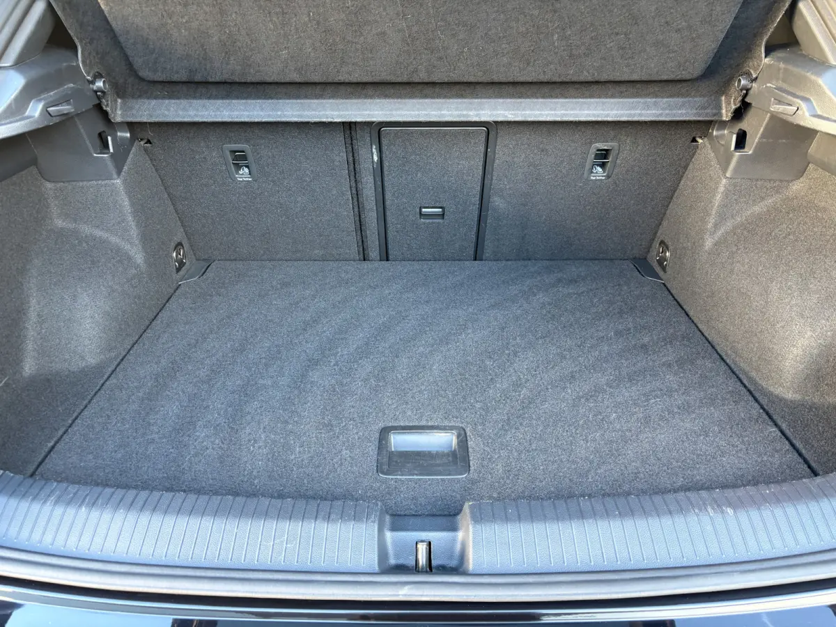 1.5 TSI R-Line Business+ | Beats | IQ Light | Camera | 19" | Prijs Rijklaar!!