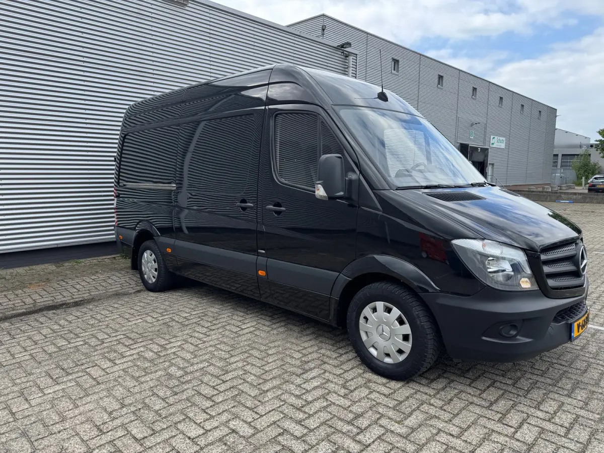 319 3.0V6 Automaat,EURO 6,BlueTEC 366,Nav-Camera,Airco,3Pers,Trekhaak+opstap
