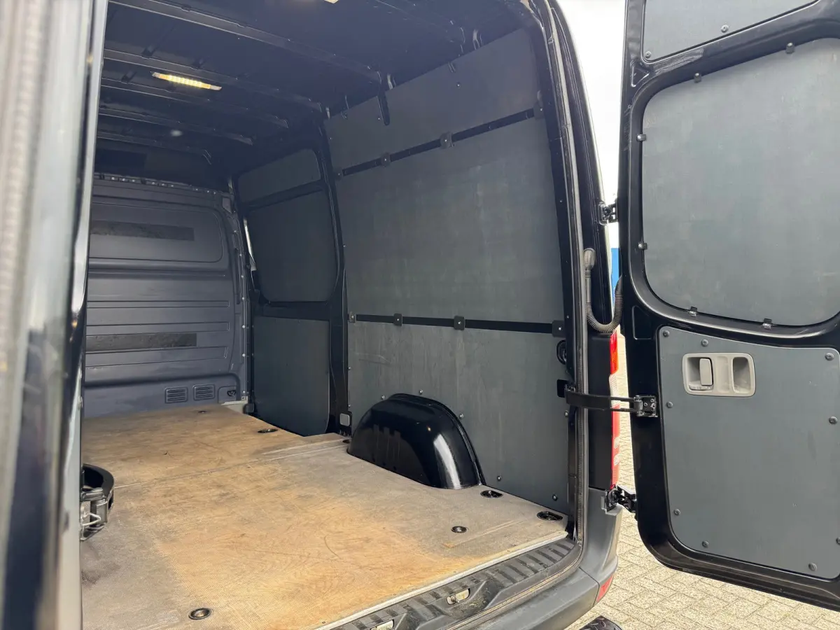 319 3.0V6 Automaat,EURO 6,BlueTEC 366,Nav-Camera,Airco,3Pers,Trekhaak+opstap