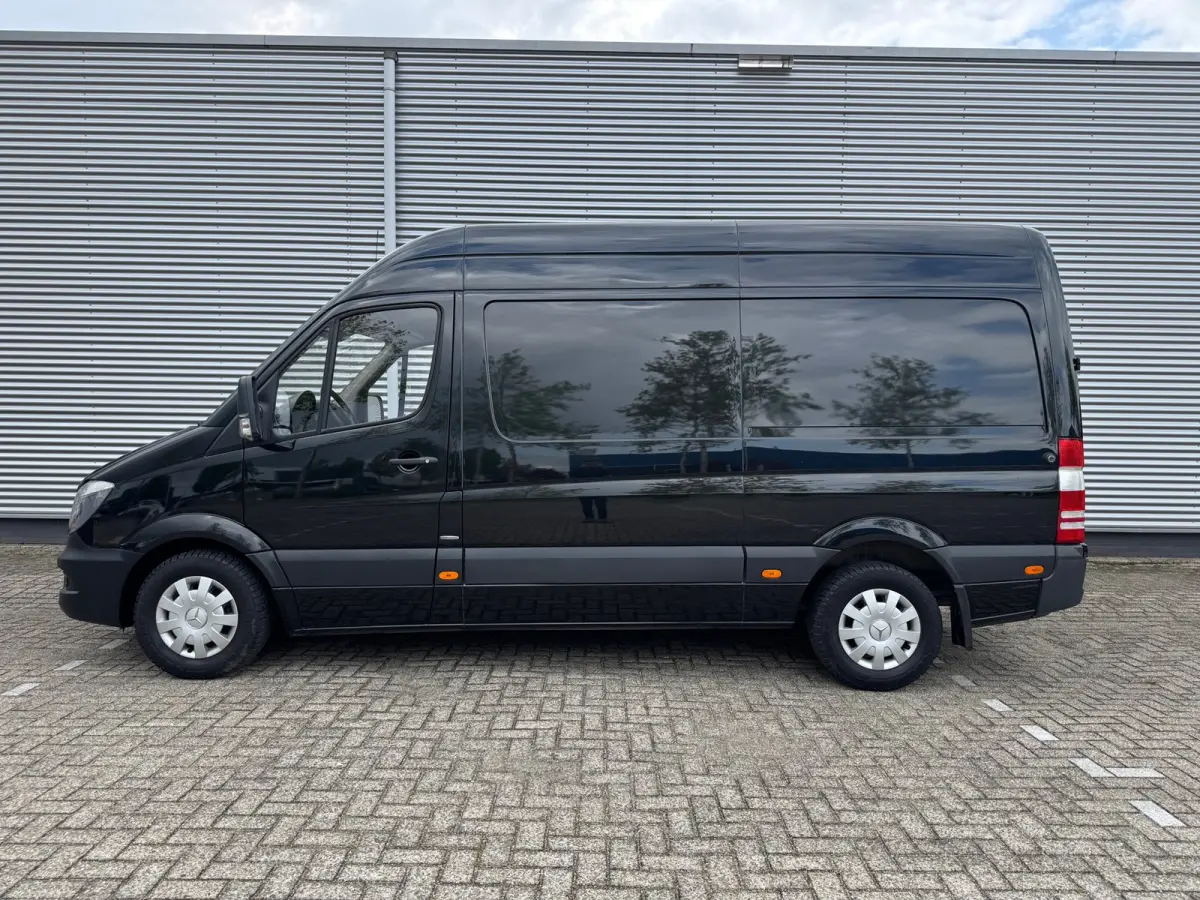 319 3.0V6 Automaat,EURO 6,BlueTEC 366,Nav-Camera,Airco,3Pers,Trekhaak+opstap