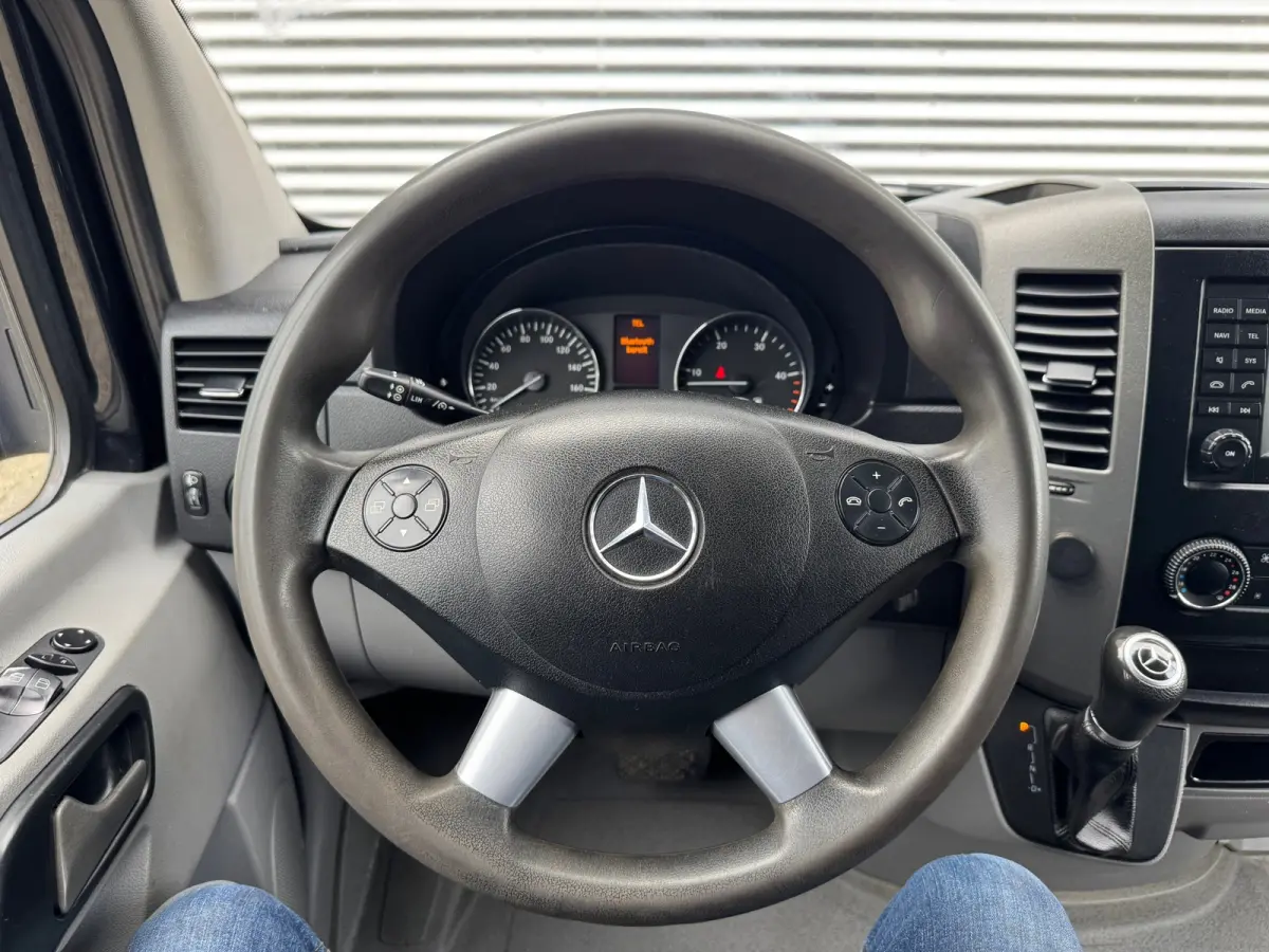 319 3.0V6 Automaat,EURO 6,BlueTEC 366,Nav-Camera,Airco,3Pers,Trekhaak+opstap
