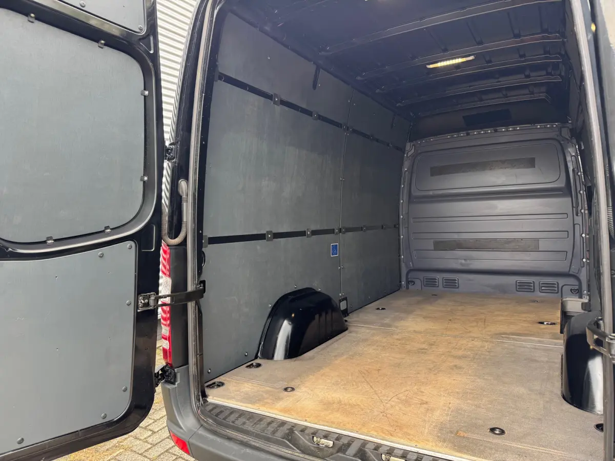319 3.0V6 Automaat,EURO 6,BlueTEC 366,Nav-Camera,Airco,3Pers,Trekhaak+opstap