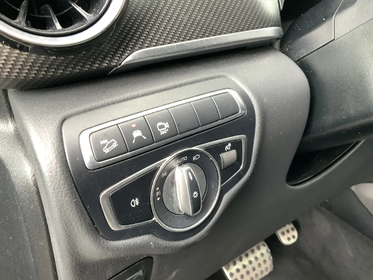 300d 4-MATIC Lang DubCab Avantgarde Automaat 5 Zits Leer Volle Auto Trekhaak 2500kg Dub  Elec Schuifdeuren Euro 6