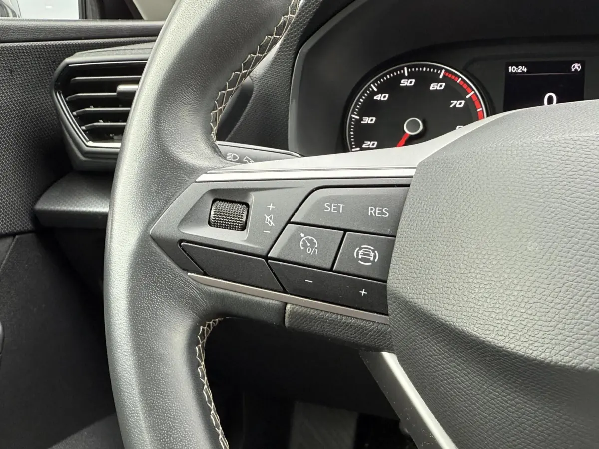 1.0 TSI Reference | Carplay | Cruise | Climate | Lichtmetaal