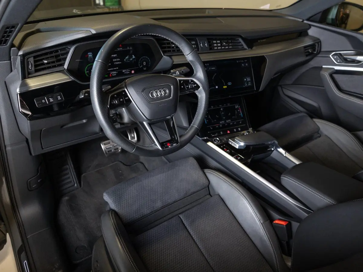 50 quattro S-Line Edition 95 kWh SOH 94% / 340pk / Elektrische stoelverstelling / Achteruitrij camera /