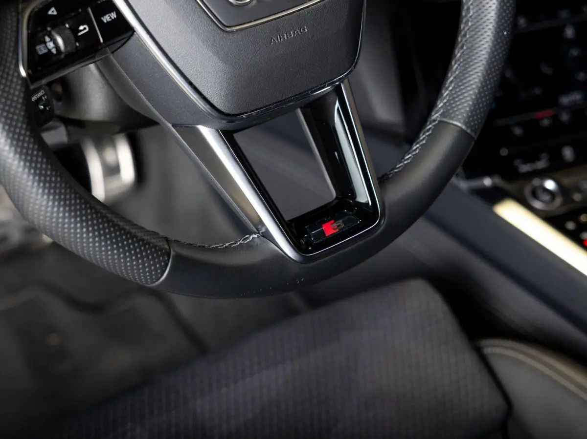 50 quattro S-Line Edition 95 kWh SOH 94% / 340pk / Elektrische stoelverstelling / Achteruitrij camera /