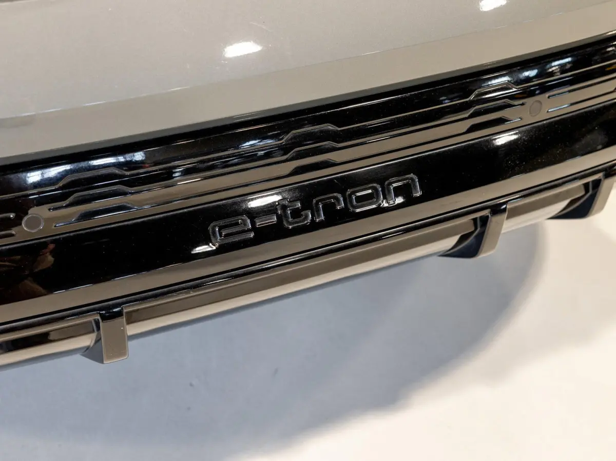 50 quattro S-Line Edition 95 kWh SOH 94% / 340pk / Elektrische stoelverstelling / Achteruitrij camera /