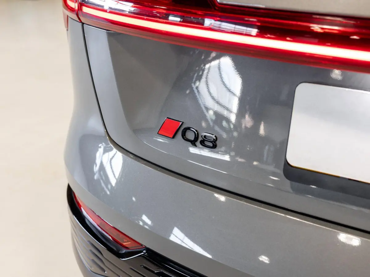 50 quattro S-Line Edition 95 kWh SOH 94% / 340pk / Elektrische stoelverstelling / Achteruitrij camera /