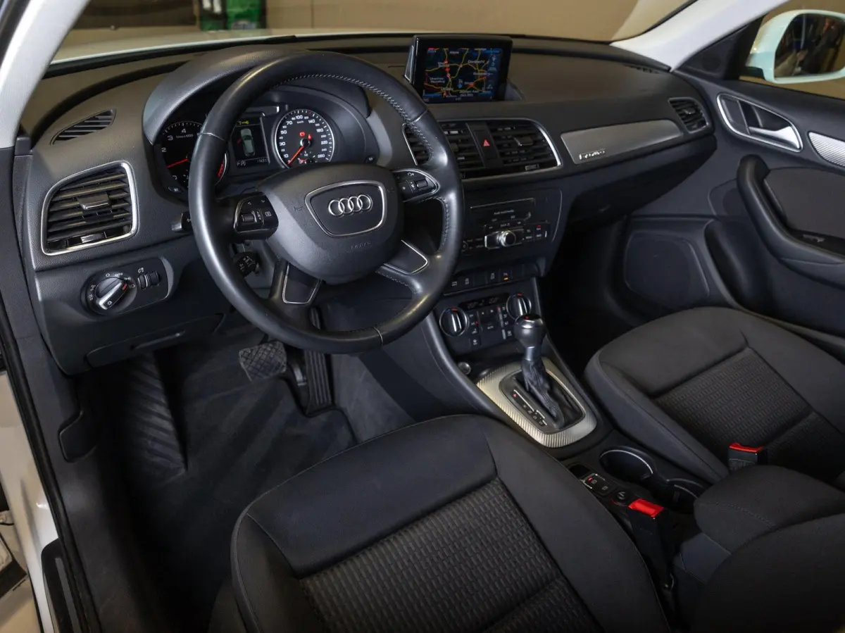 2.0 TFSI quattro Design / 220pk / Trekhaak / Achteruitrij camera /
