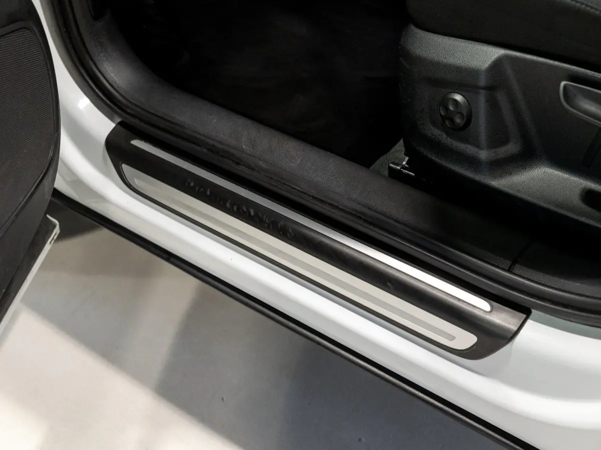 2.0 TFSI quattro Design / 220pk / Trekhaak / Achteruitrij camera /