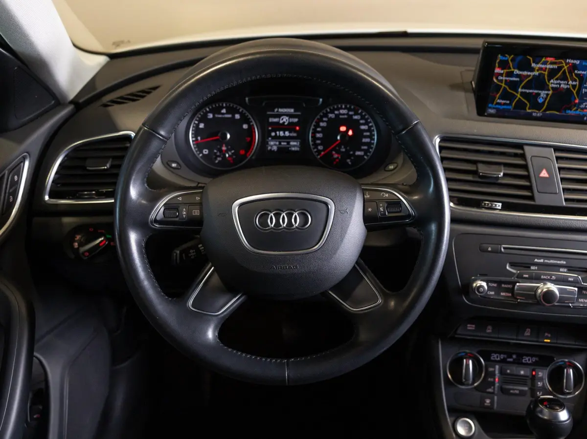 2.0 TFSI quattro Design / 220pk / Trekhaak / Achteruitrij camera /