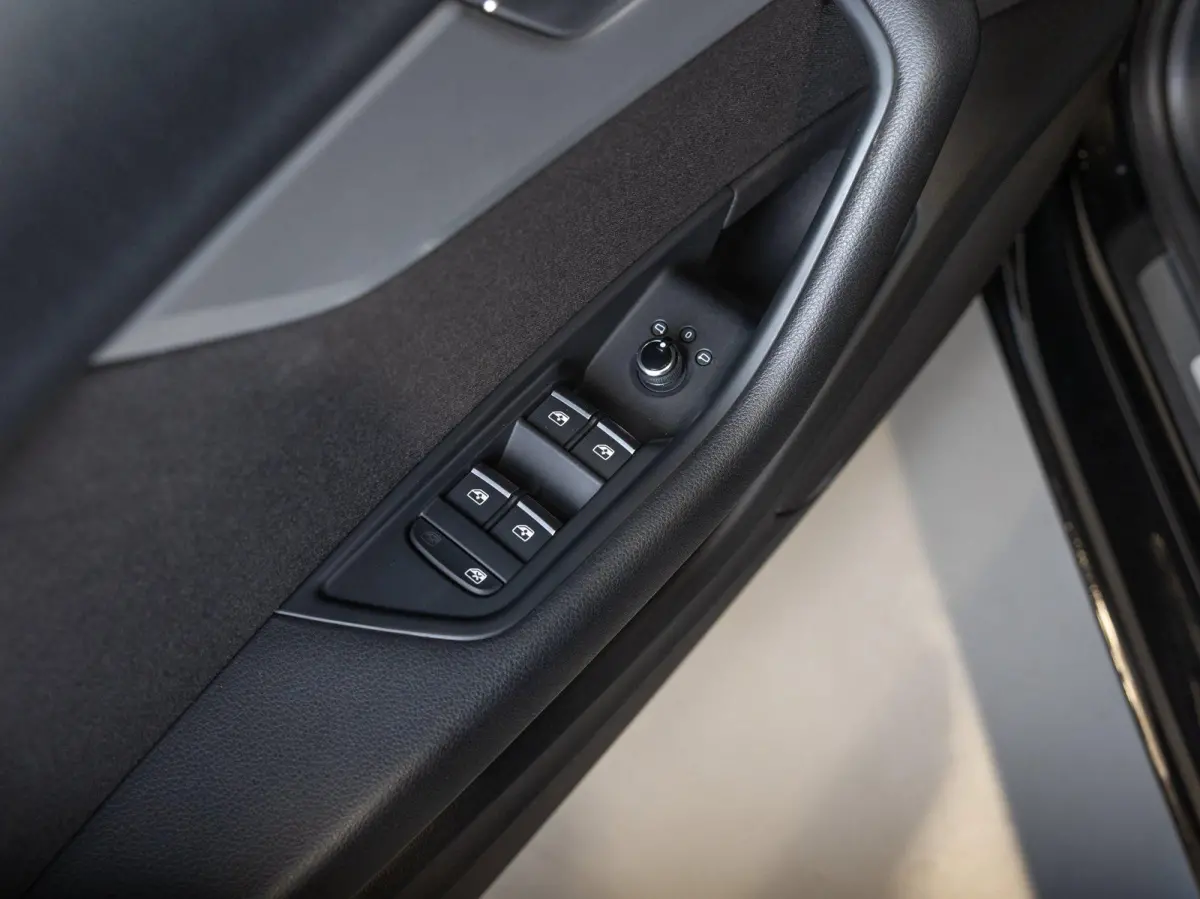 35 TFSI Launch edition Business / 150pk / Clima / Apple Carplay / Cruise