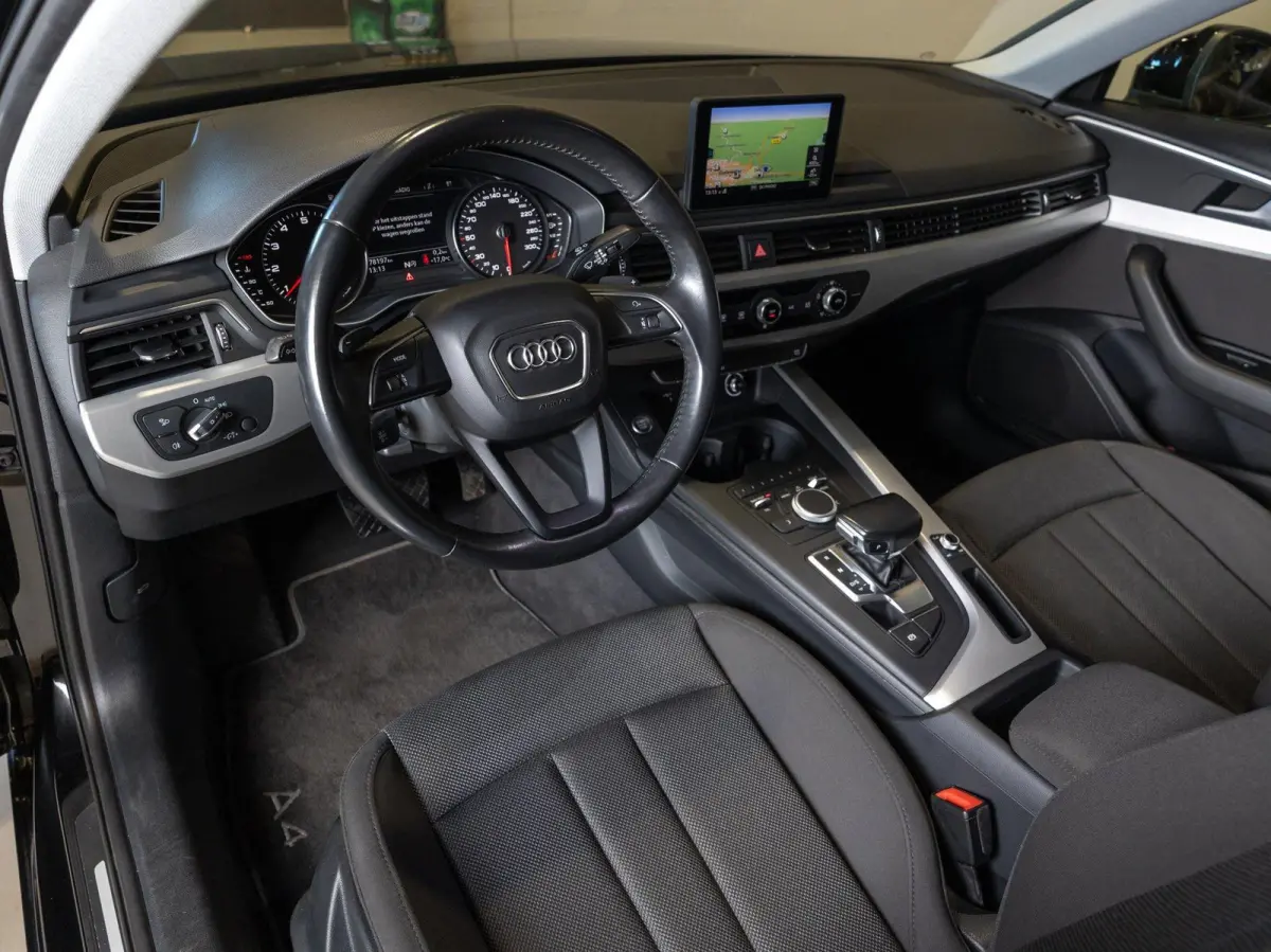 35 TFSI Launch edition Business / 150pk / Clima / Apple Carplay / Cruise