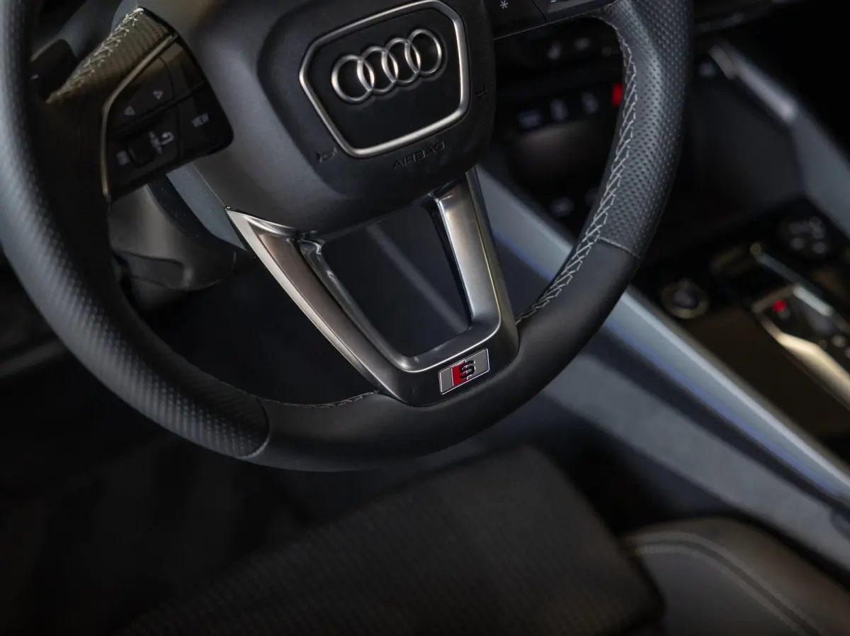 35 TFSI 2x S-Line edition / 150pk / Panorama dak / Sonos / Achteruitrij camera /