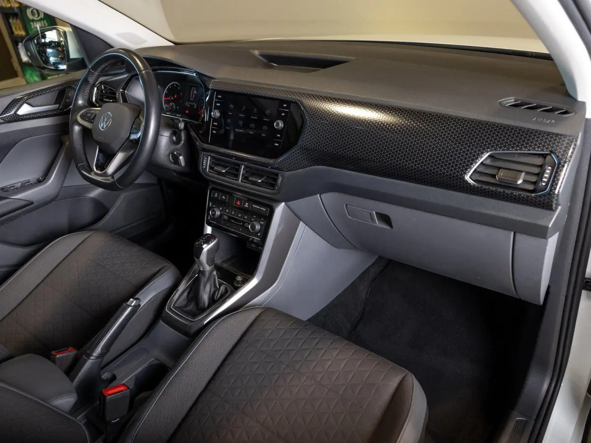 1.5 TSI Style / 150pk / Trekhaak / Achteruitrijcamera /Apple Carplay /